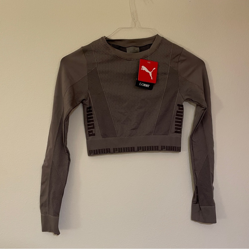 Puma EvoKNIT seamless ls crop top in charcoal gray